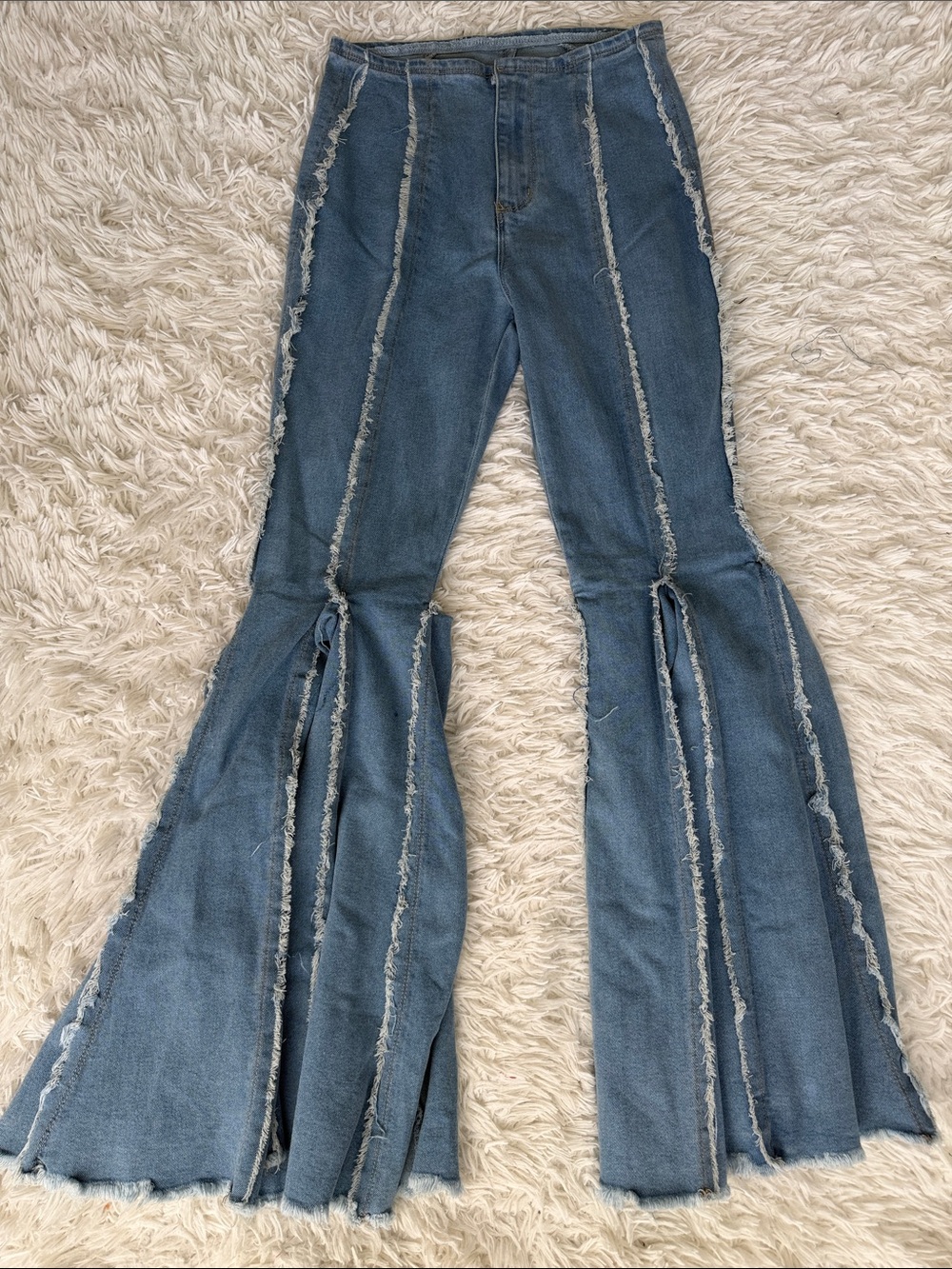 Split Leg Frayed Bell Bottom Super Flare Jeans, Size 26